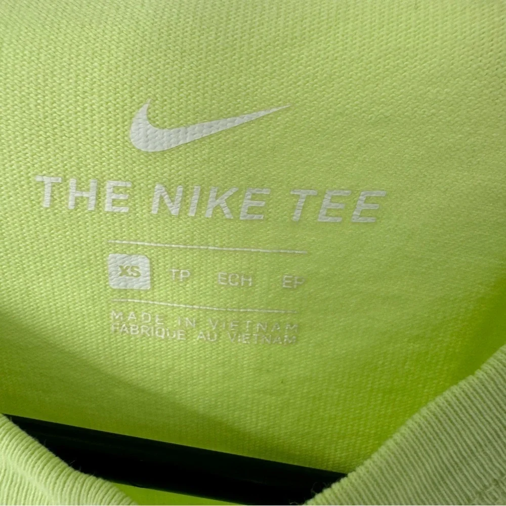 Nike‎ ShortSleeve Shirt